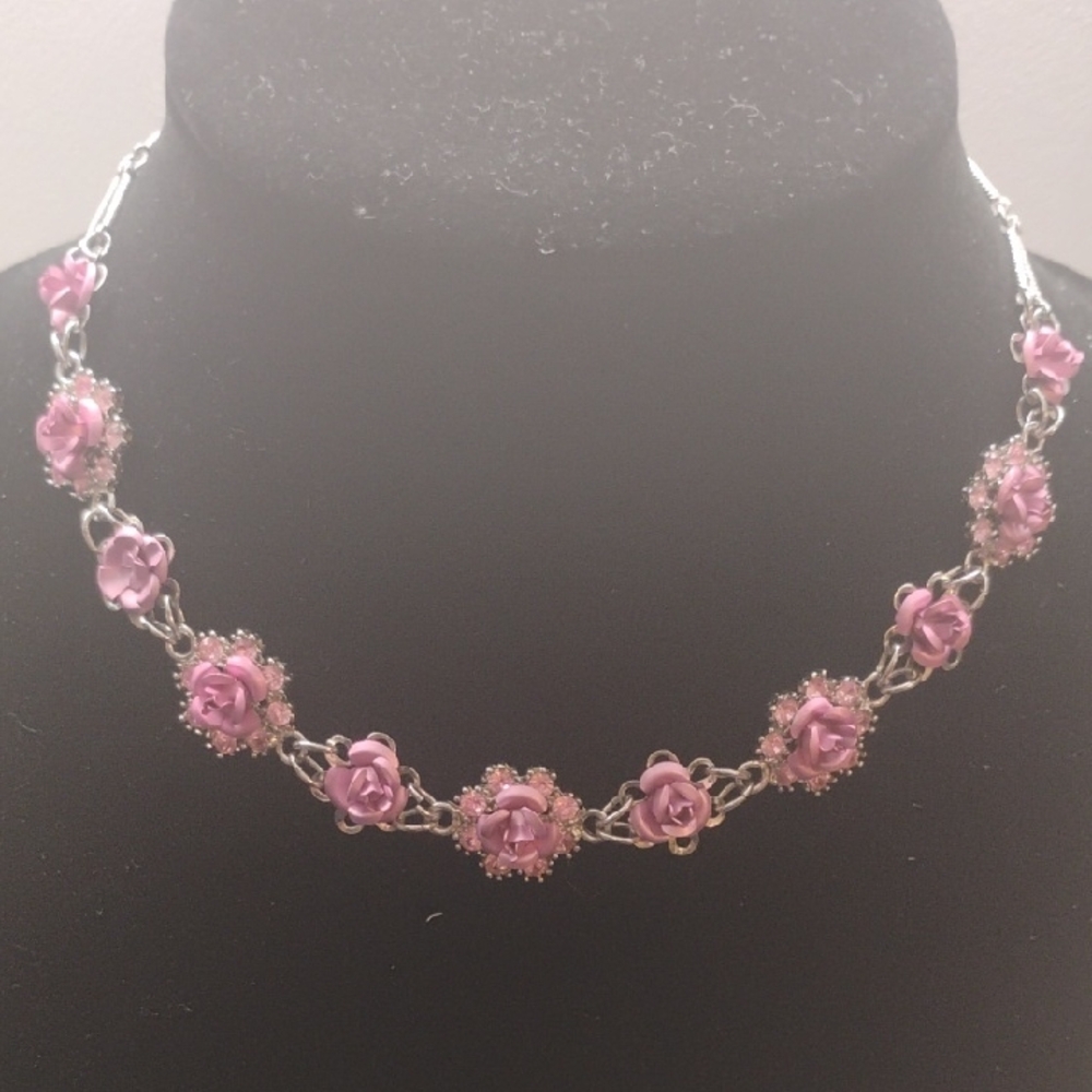 Elegant Purple Rose Necklace